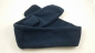 Preview: Fleece-Steckschal, Farbe: dunkelblau mit Wunschname bestickt