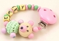 Preview: Schnullerkette mit Name "Bär&Häkelkörper" babyrosa/pastellgrün